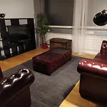 Apartment West - Michael
